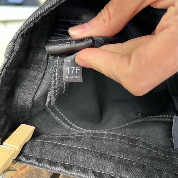 Kuhl Wm’s Danzr Skinny Jean In Midnight Sz 6 Regular - Picture 3 of 16